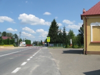 Tuż przed kościołem na Woli